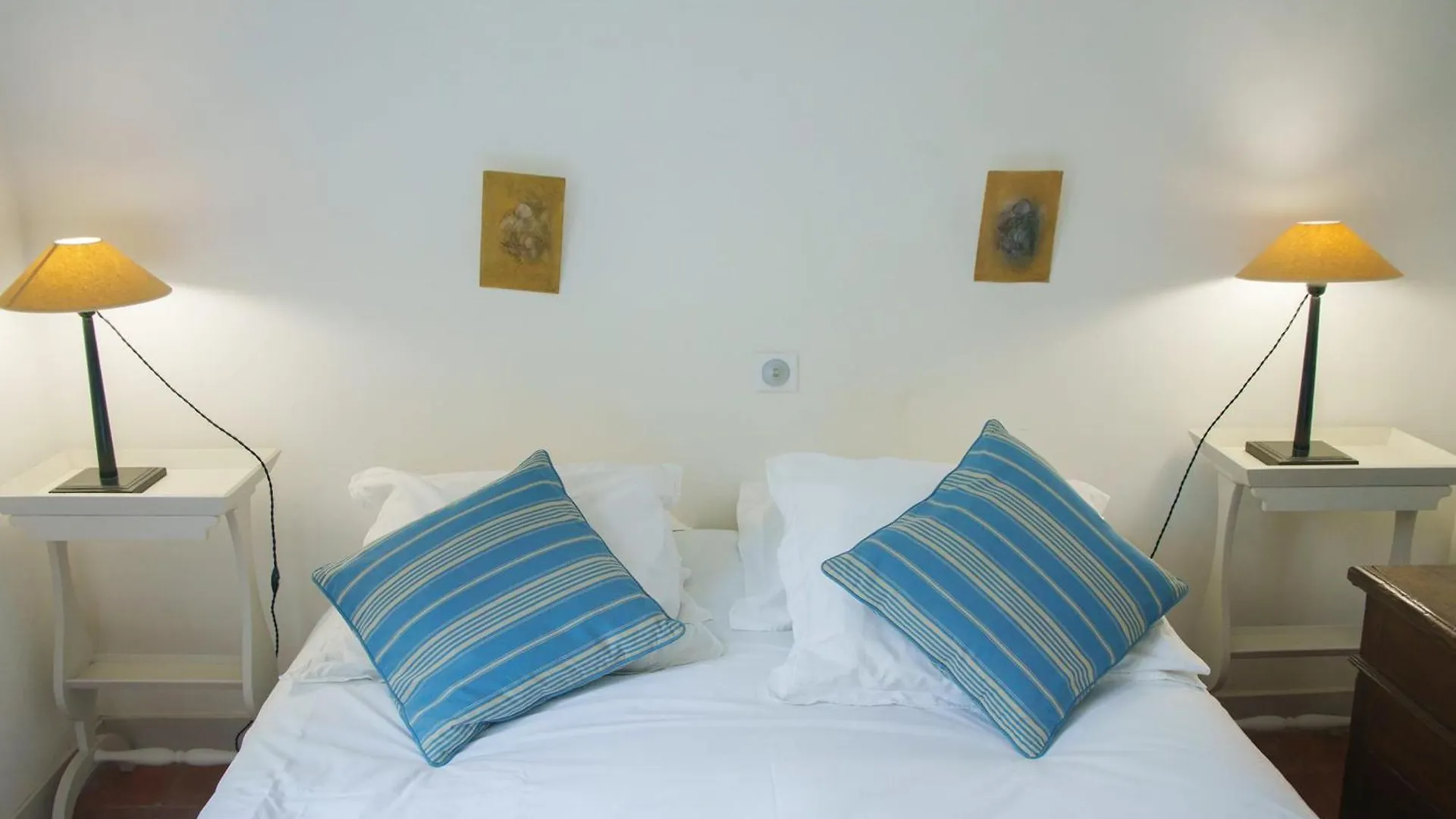 Holiday Home In Lourmarin Stunning View Of The Chateau 0*,  France