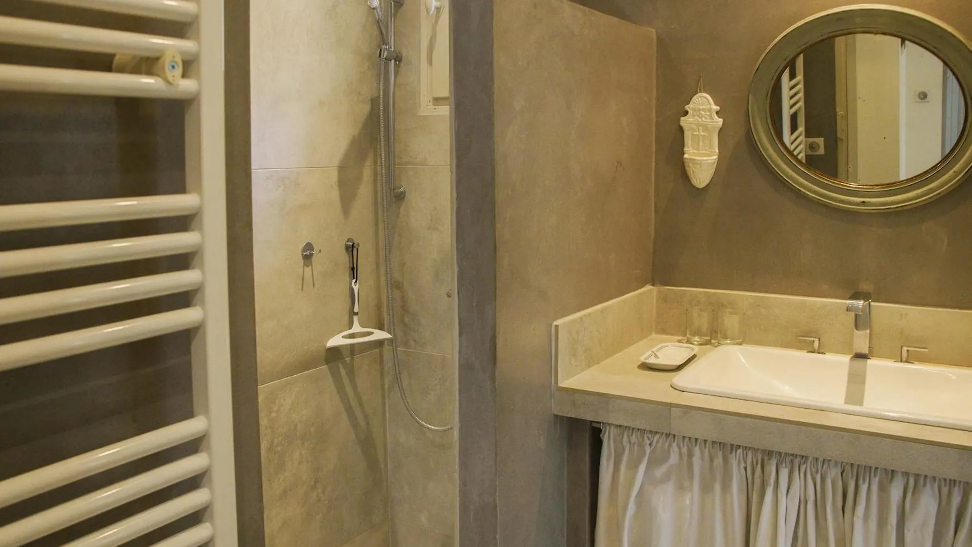 Holiday Home In Lourmarin Stunning View Of The Chateau