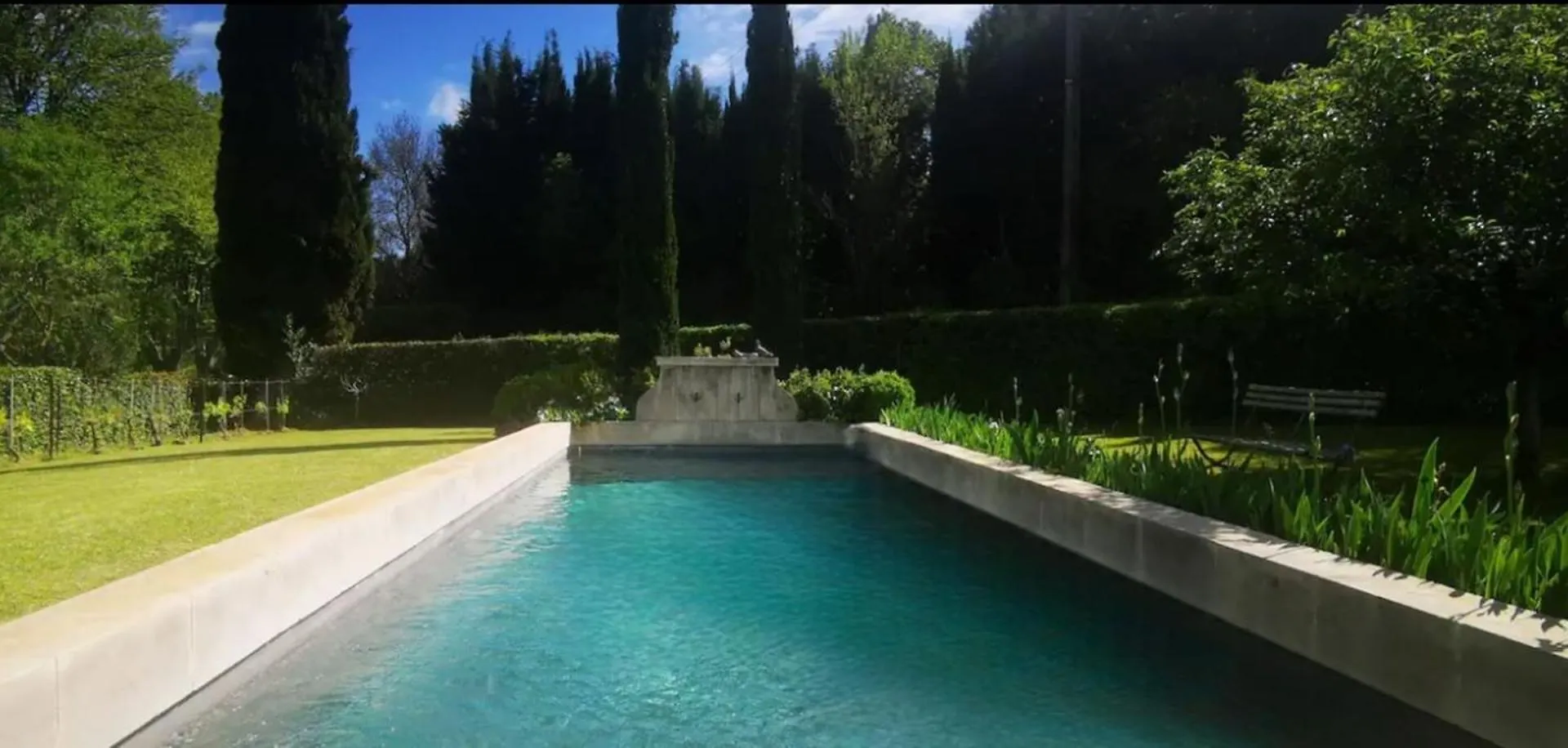 Holiday Home In Lourmarin Stunning View Of The Chateau