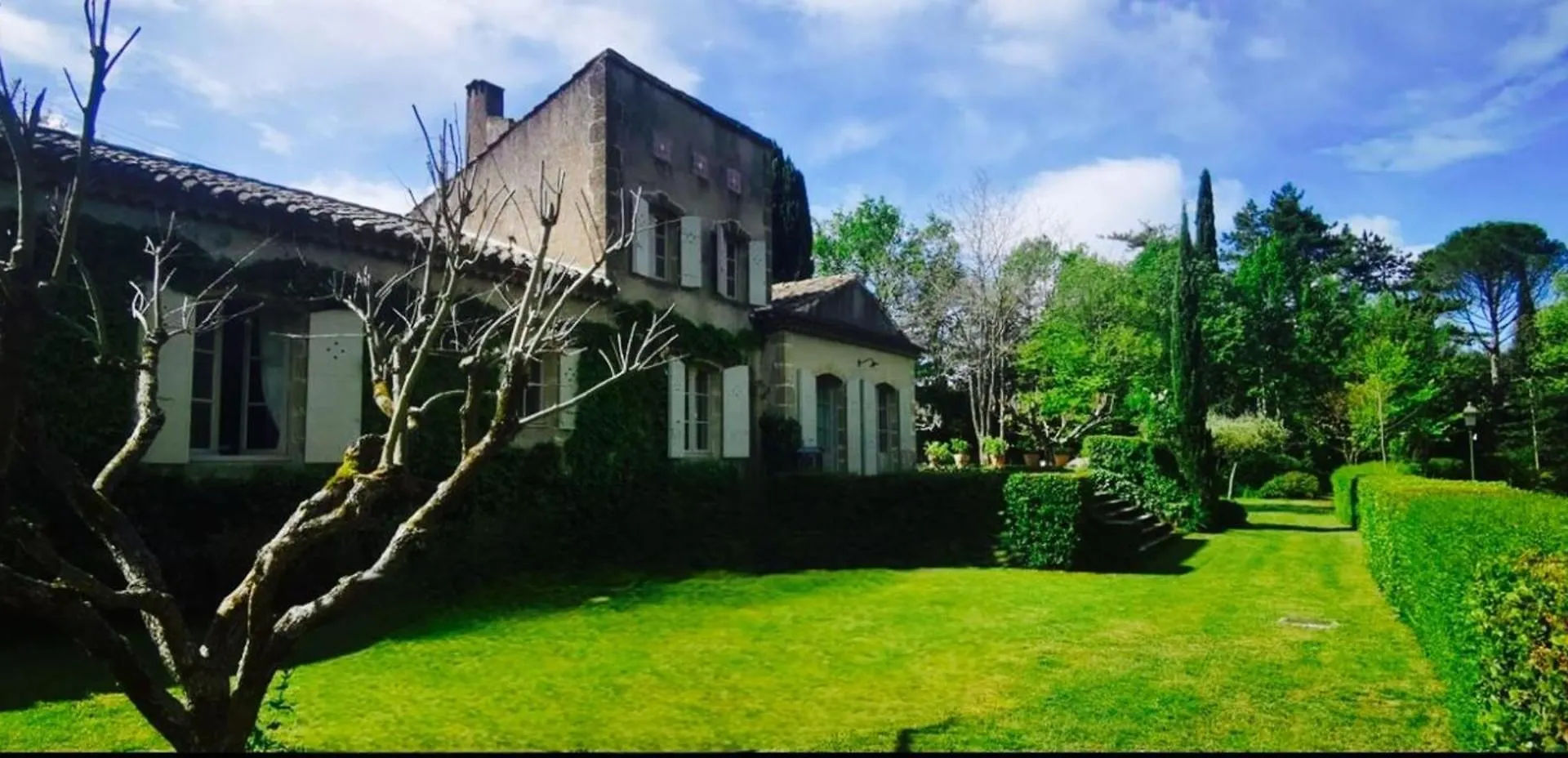 Holiday Home In Lourmarin Stunning View Of The Chateau